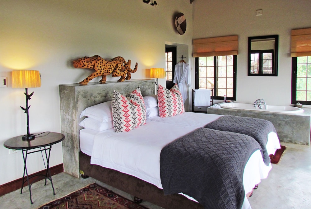 Suite, River View photo 3
