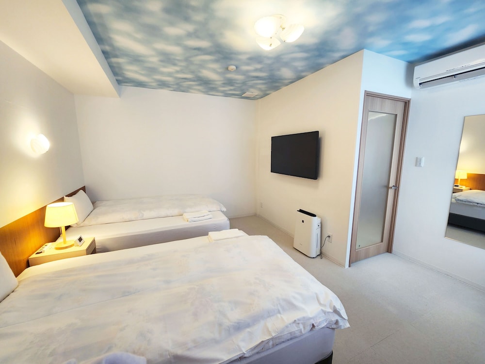 Deluxe Twin Room, Smoking photo 3
