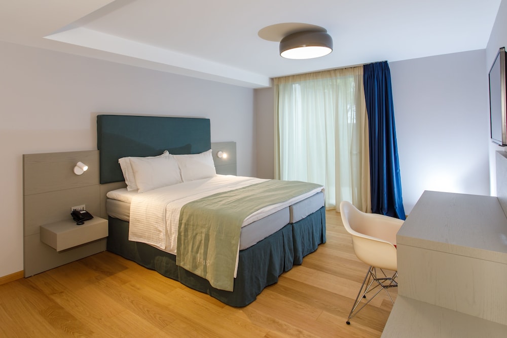 Double or Twin Room photo 1
