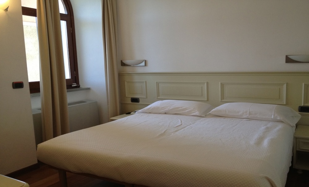 Triple Room - Photo 1