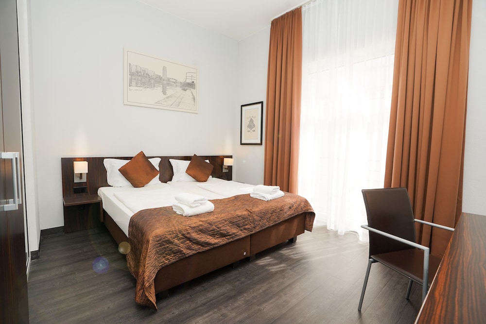 Family Studio Suite - Photo 4