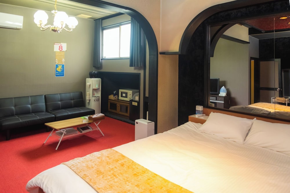 Dog Room 8