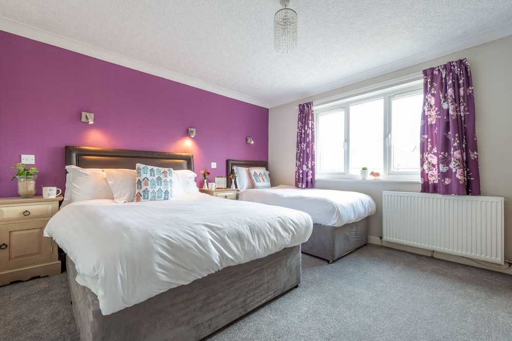 Suite, Ensuite (2 Adults & 1 Child) photo 2