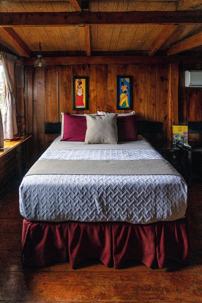 Classic Double Room, Mountain View photo 3