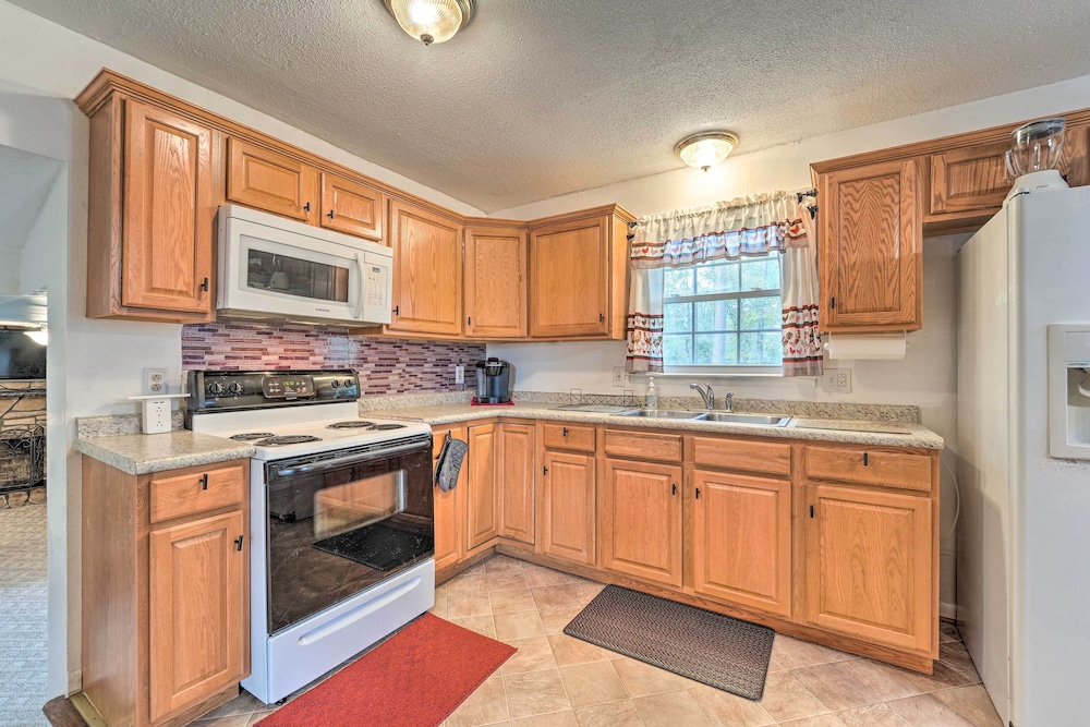 House (4 Bedrooms) photo 2