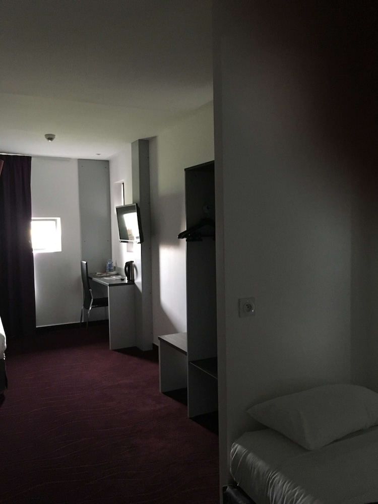 Superior Room, Multiple Beds - Photo 2