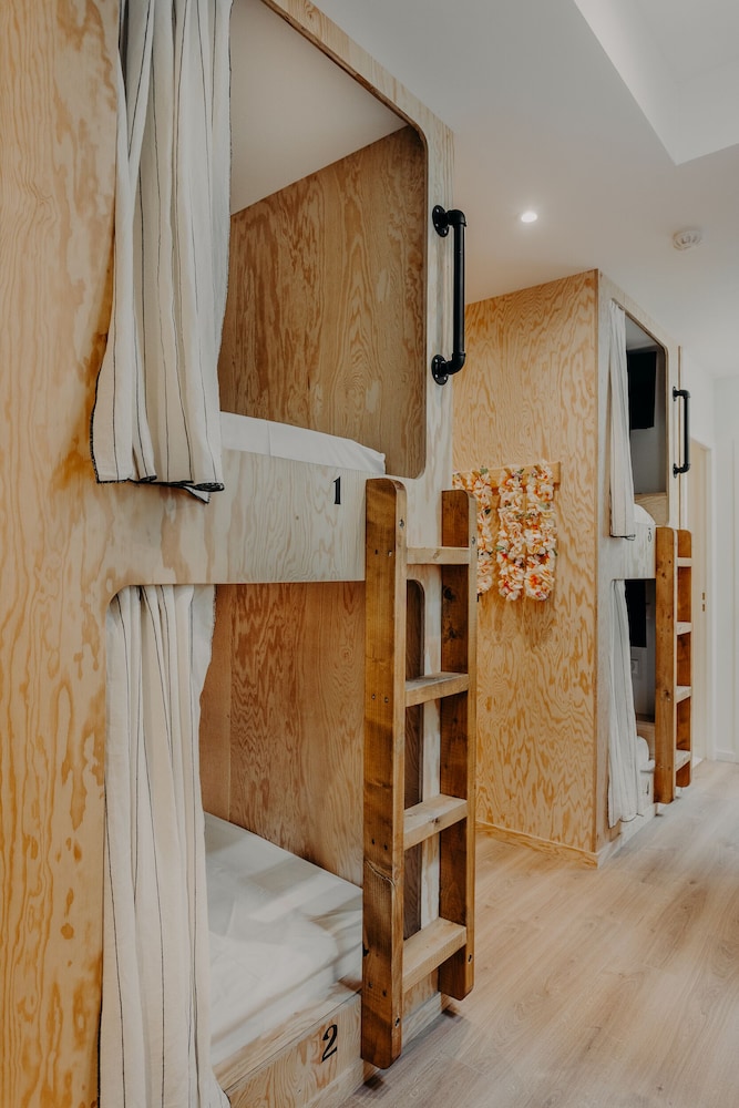 Economy Quadruple Room
