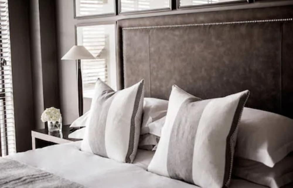 Superior Room, 1 King Bed photo 2