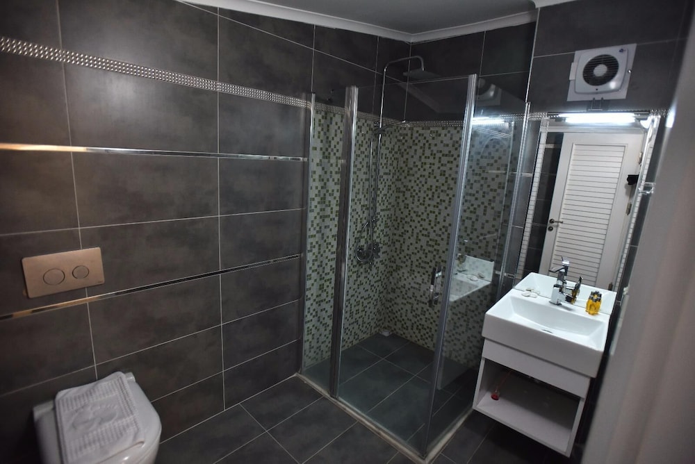 Deluxe Room - Photo 3