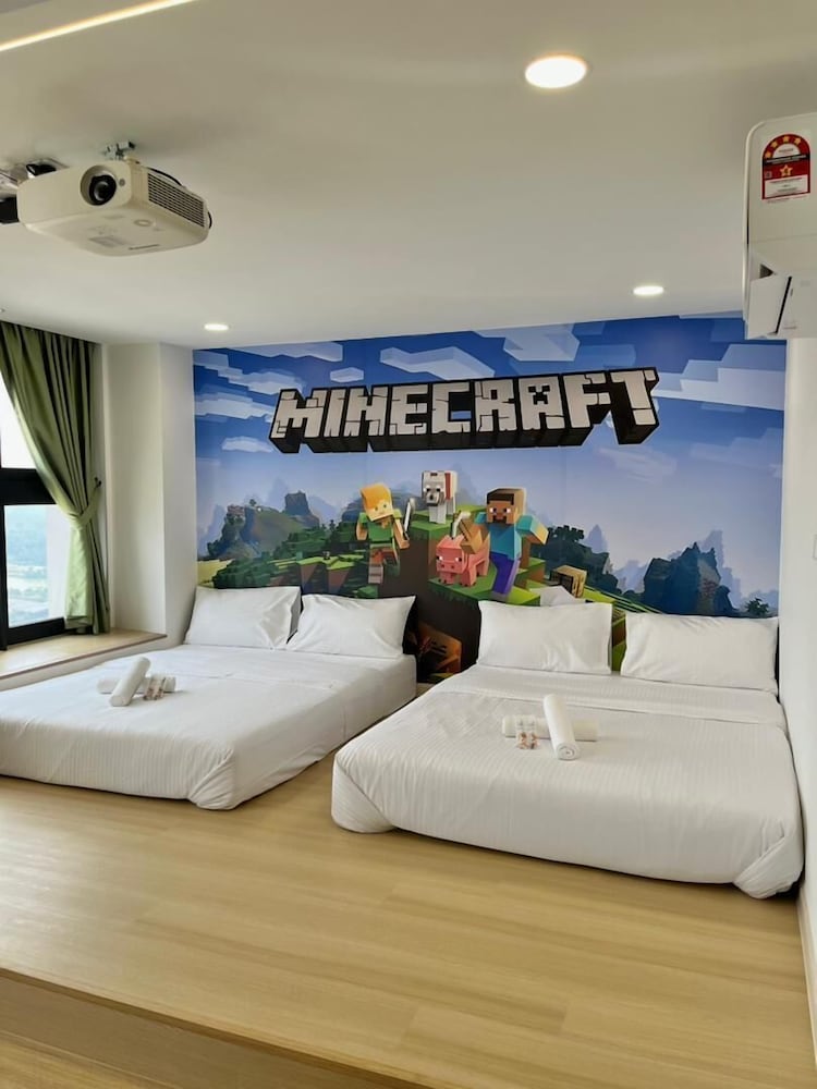 Minecraft Theme Near Legoland - Photo 2