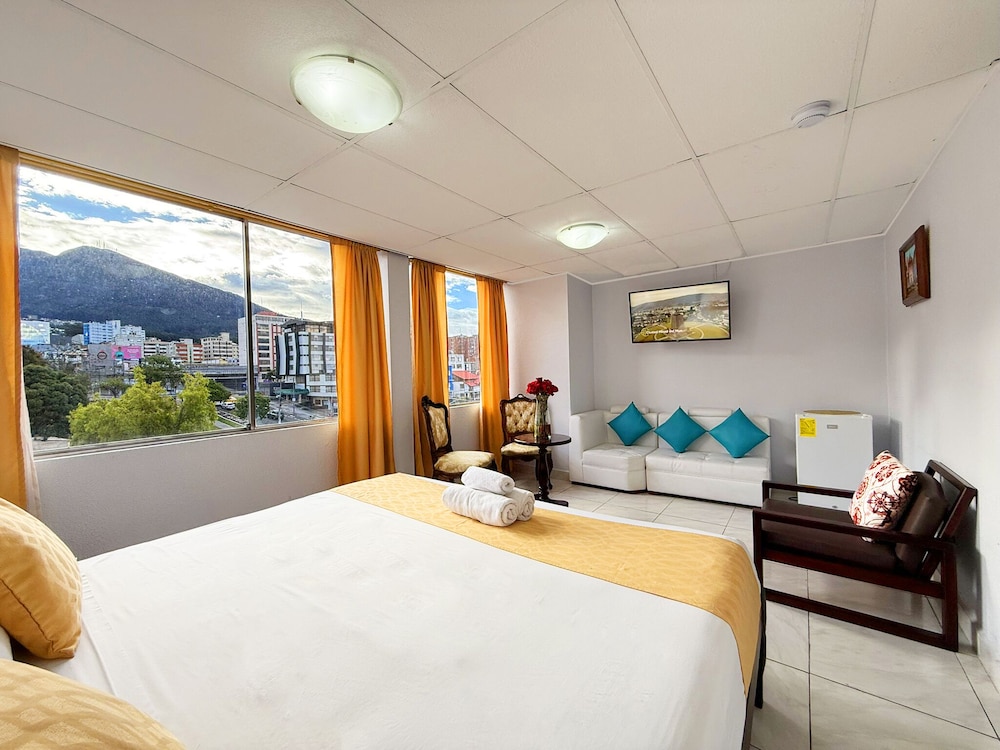 Deluxe Room, City View