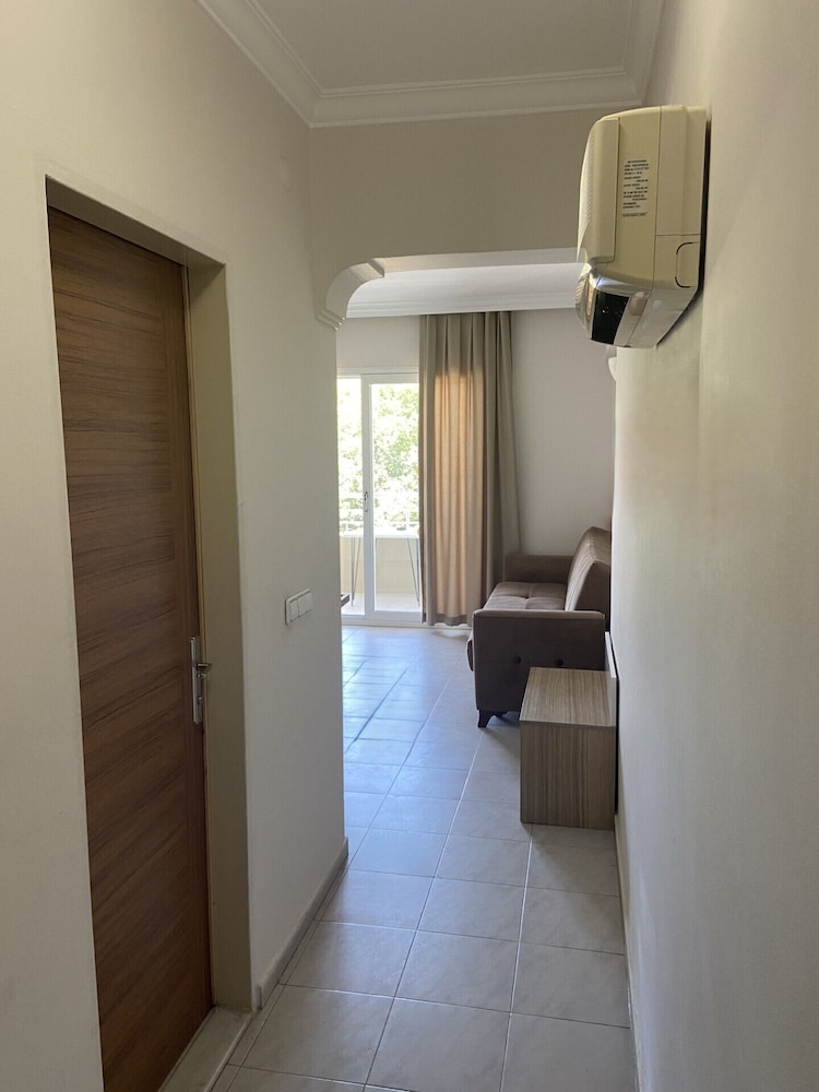 Comfort Apartment, Balcony, Pool View
