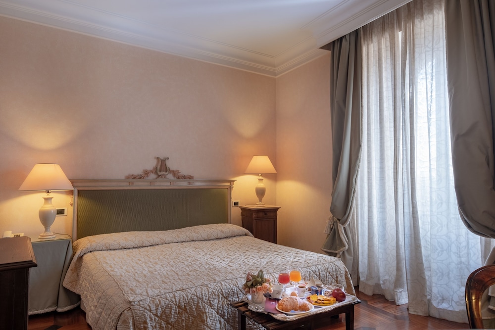 Deluxe Double Room (Superior) - Photo 6