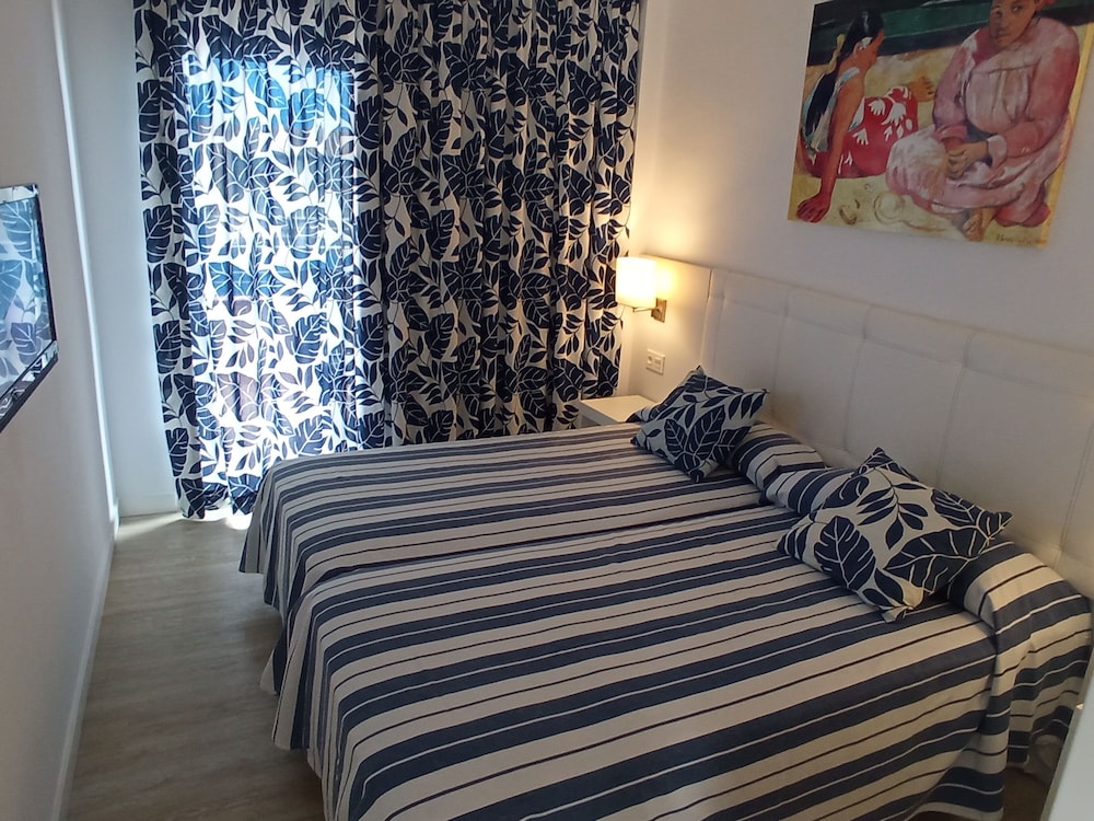 Comfort Suite, Balcony photo 2