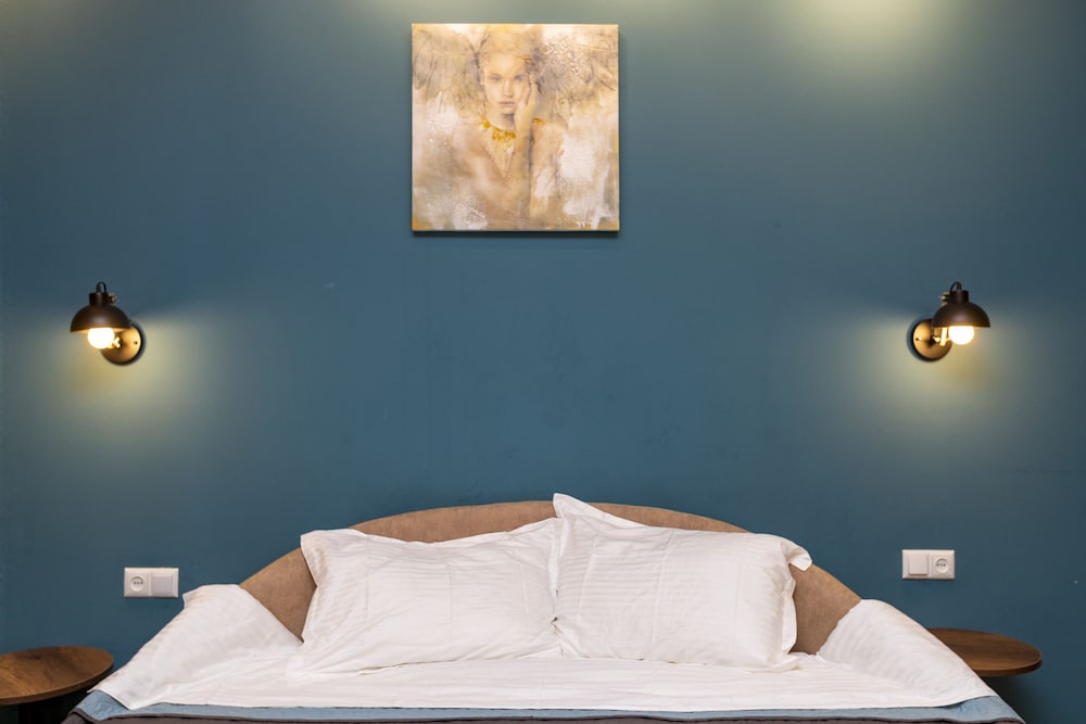 Luxury Double Room, 1 King Bed, Non Smoking, Bathtub photo 3