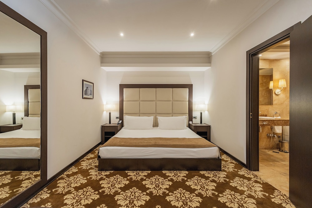 Junior Room