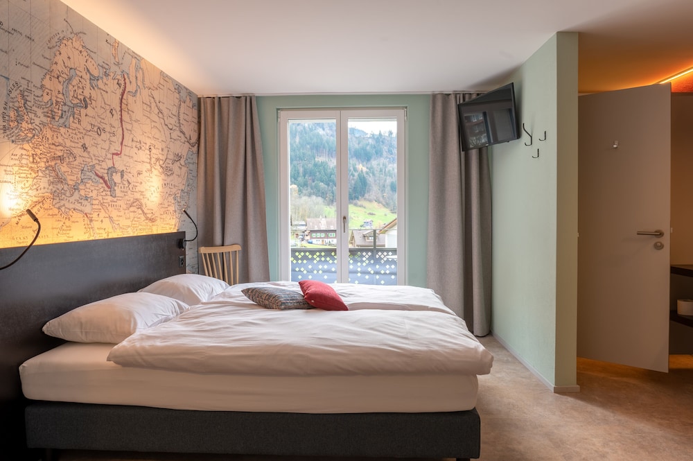 Comfort Double or Twin Room, Balcony