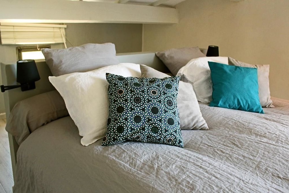 Double Room (Wenge) photo 3