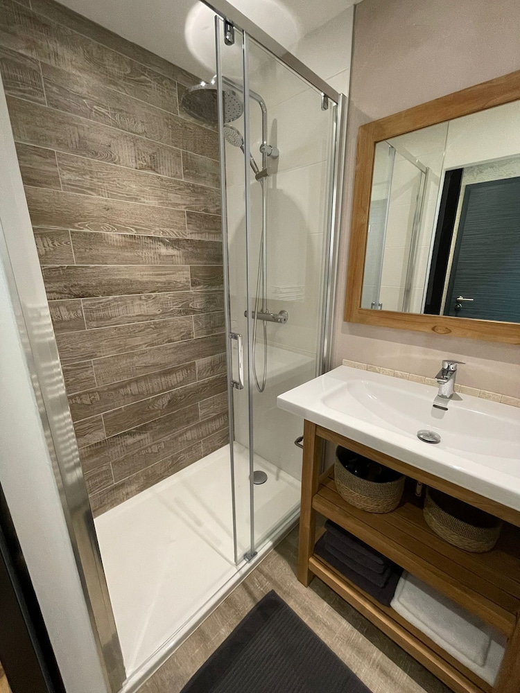 Exclusive Quadruple Room, Private Bathroom, Garden View (Florentine ) - Photo 4