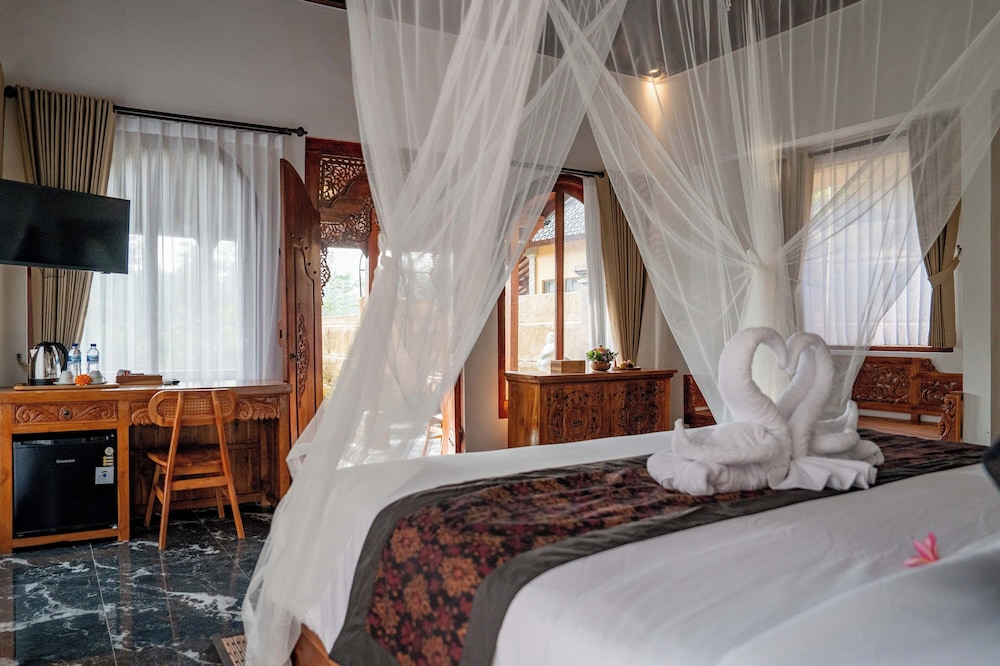 Grand Villa Campuhan with Private Pool and Valley View photo 3