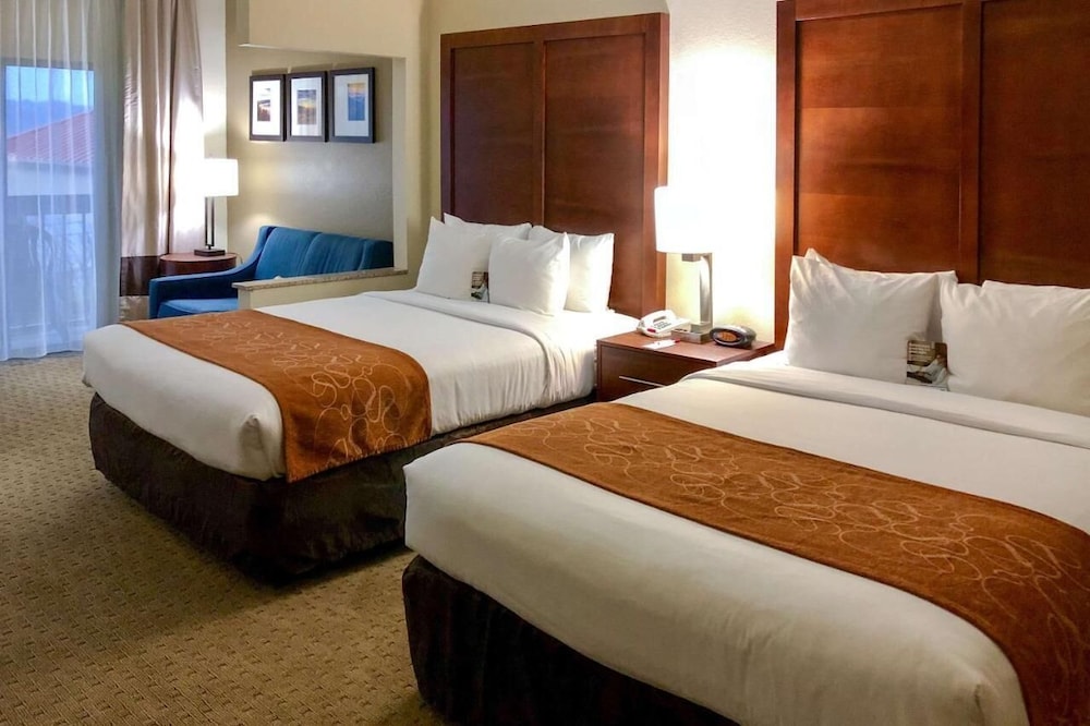 Luxury Double Room, Balcony, Mountain View