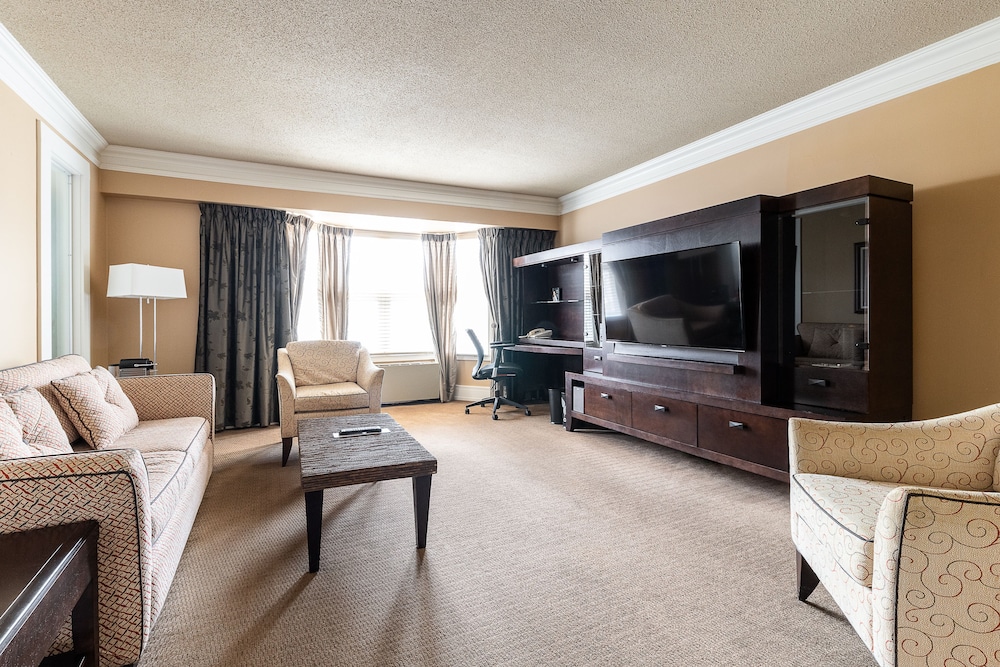 Suite Bonne Entente, 2 Double Beds + 1 Double Sofa Bed - Photo 1