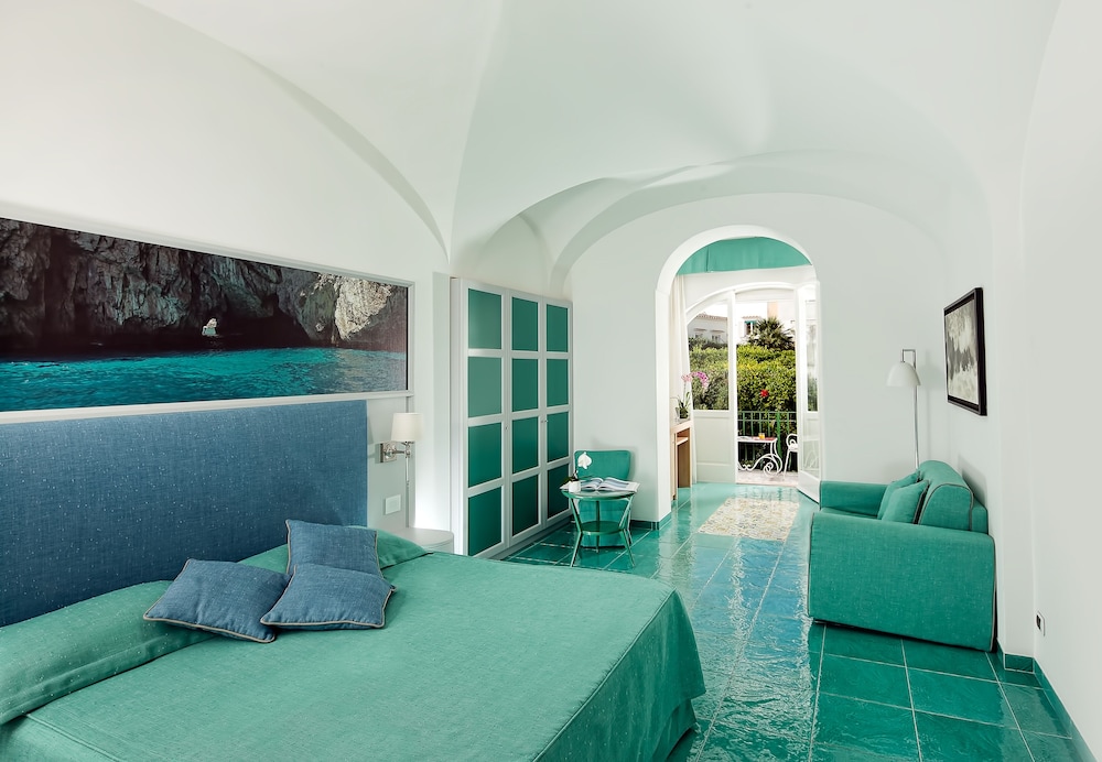 Deluxe Double Room - Photo 2