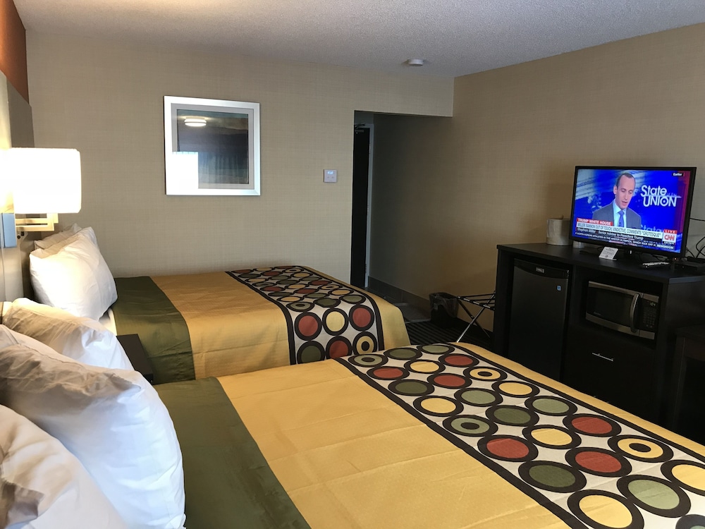 Comfort Room, 2 Queen Beds photo 2