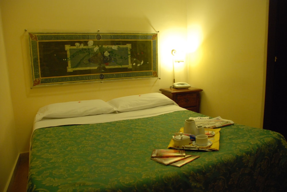 Economy Double or Twin Room - Photo 5