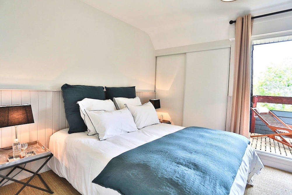 Double Room, Ensuite, Garden View (Île Renaud Vue Mer) photo 2