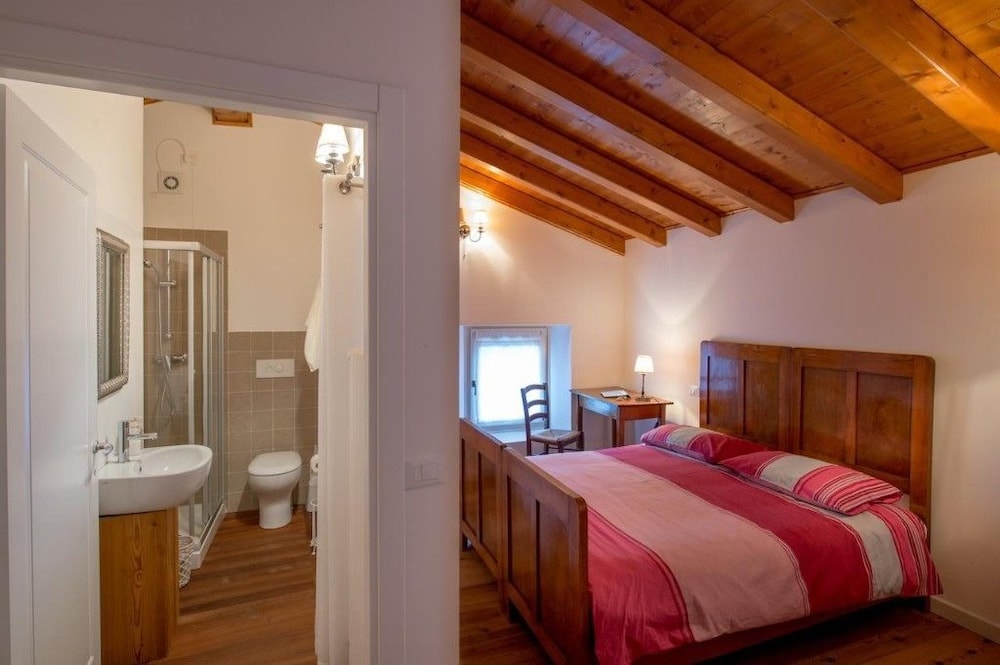 Deluxe Double Room, Garden View photo 1
