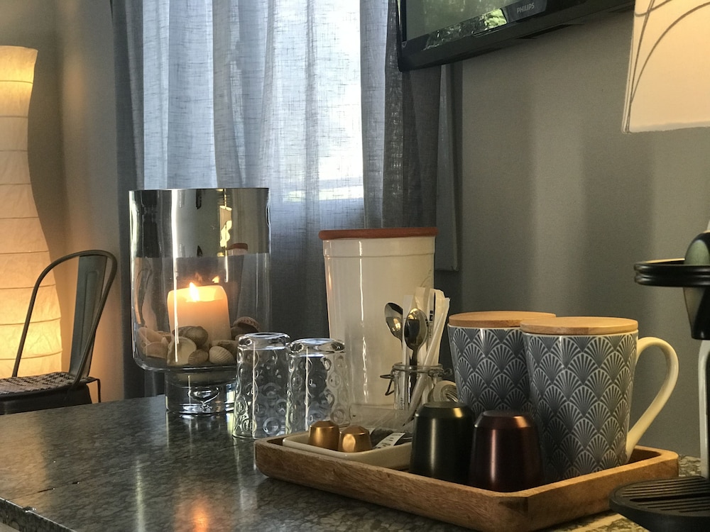 Double Room, Ensuite, Garden View (Bassin de Thau) photo 3