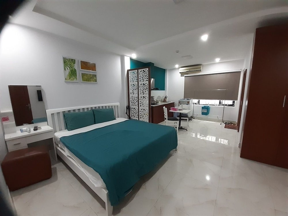 Basic Apartment