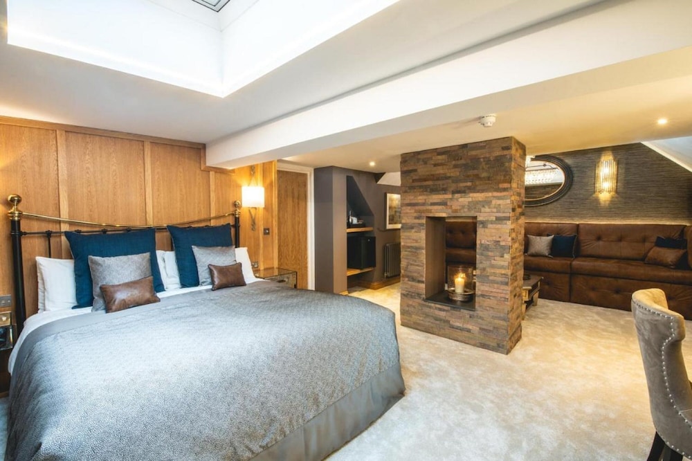 Junior Suite - Photo 1