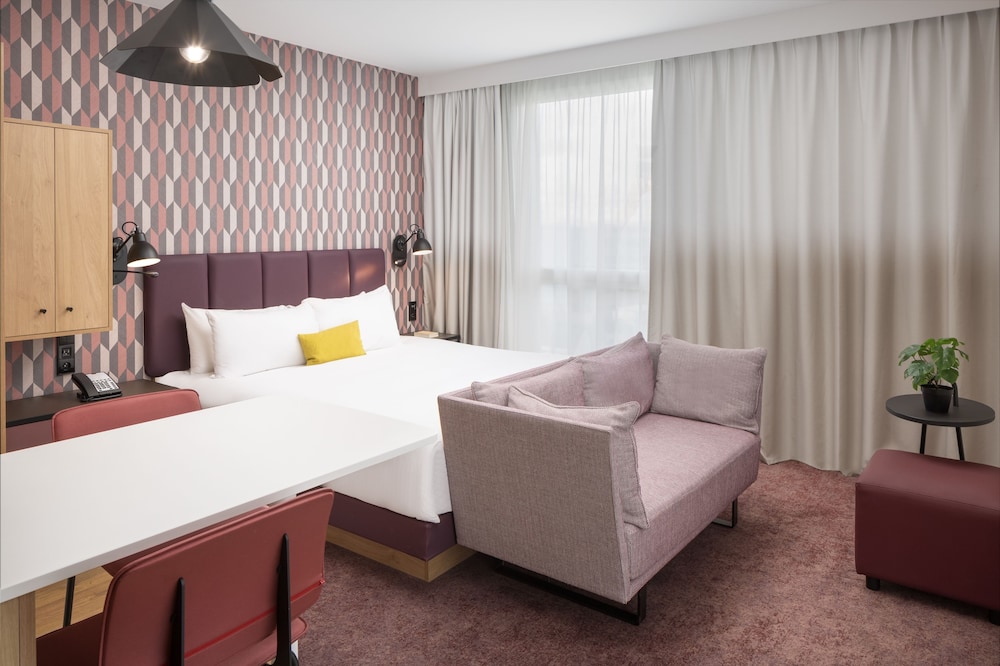 Studio Suite, 1 King Bed - Photo 4