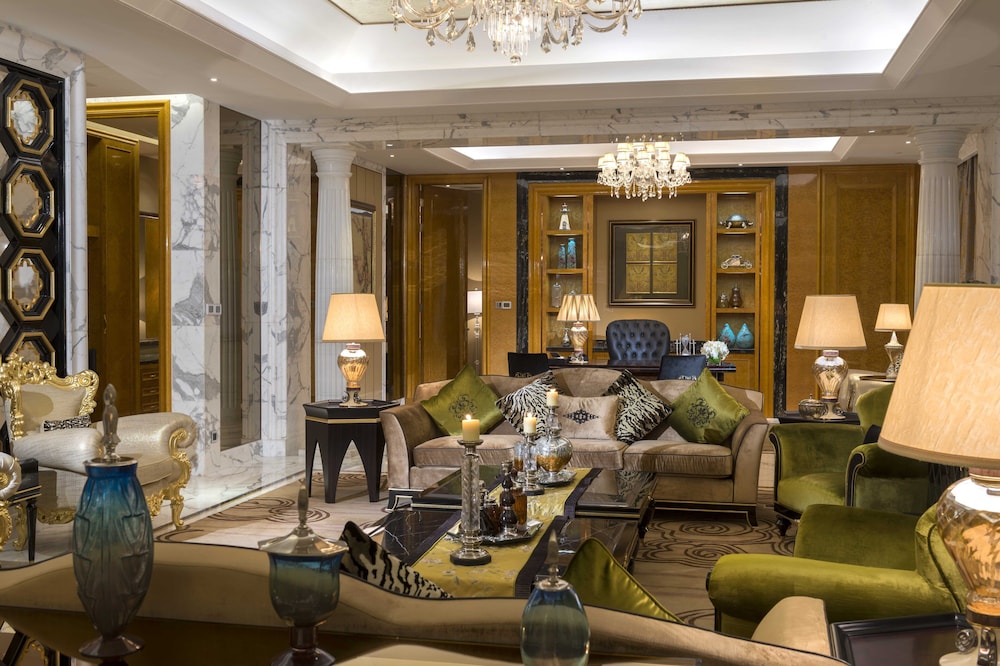 Classic Room, 2 Twin Beds, Business Lounge Access, View (Monument View) photo 3