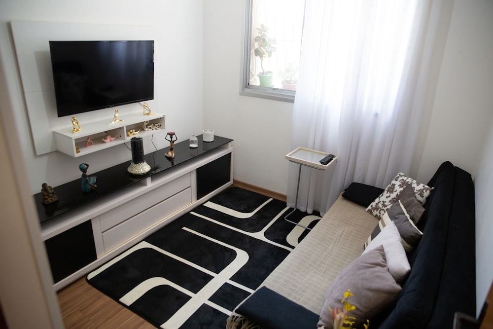 Apartment photo 1