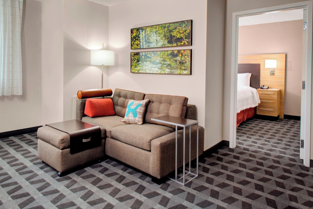 Suite, 1 Bedroom (Mobility/Hearing Accessible, Tub)