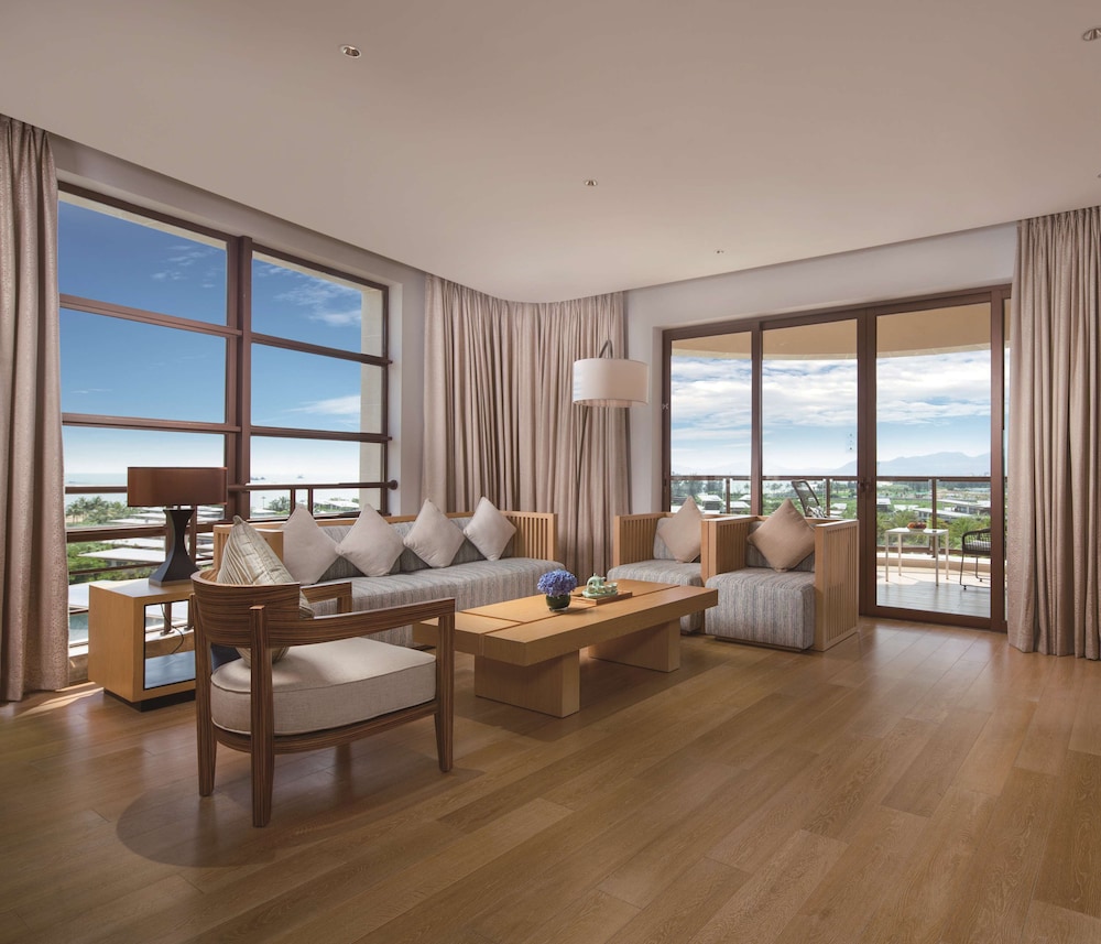 One Bedroom Garden View Suite