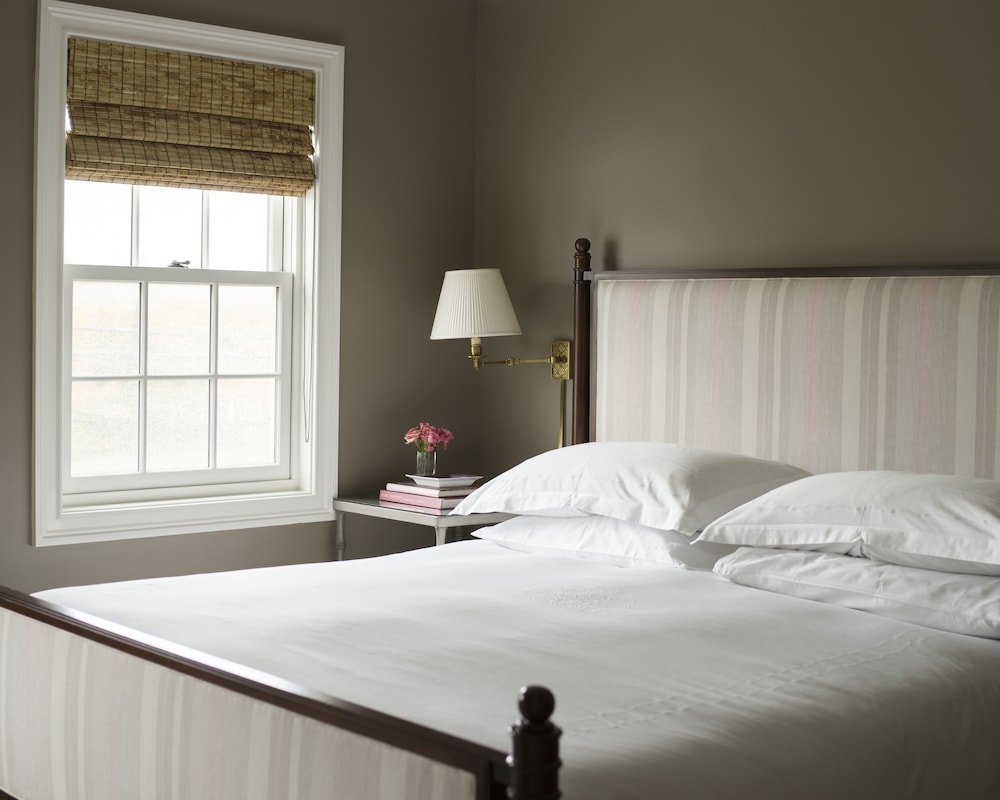 Deluxe Room, 1 King Bed