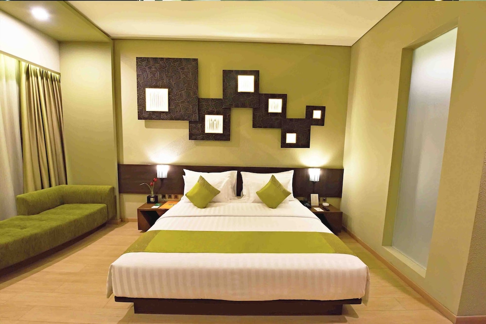 Standard Room, 2 Twin Beds, Smoking, City View photo 2