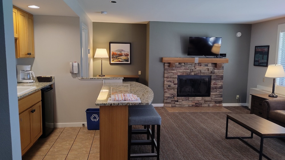 Condo, 1 Bedroom