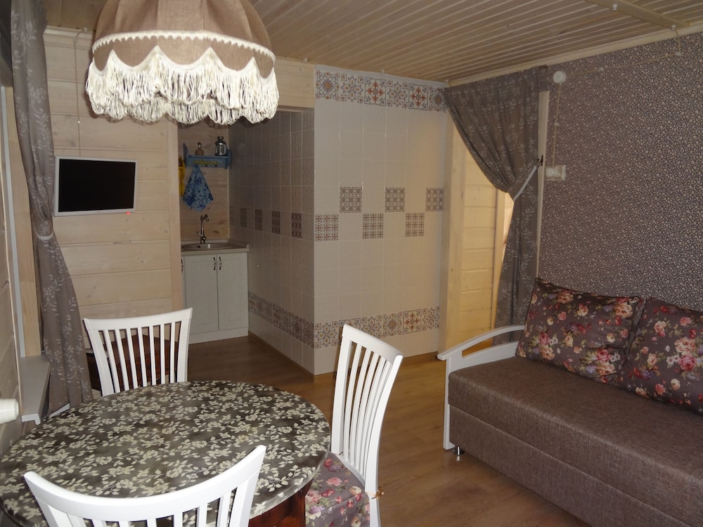 Family Quadruple Room, 2 Bedrooms, Kitchenette photo 1
