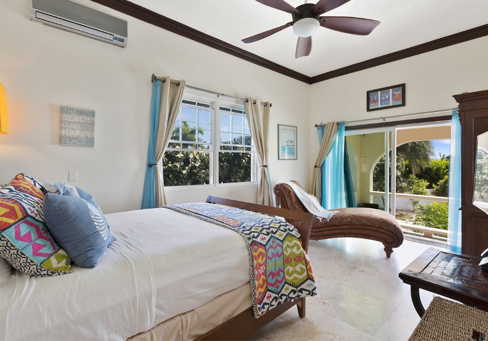 Exclusive Villa, Ocean View photo 3