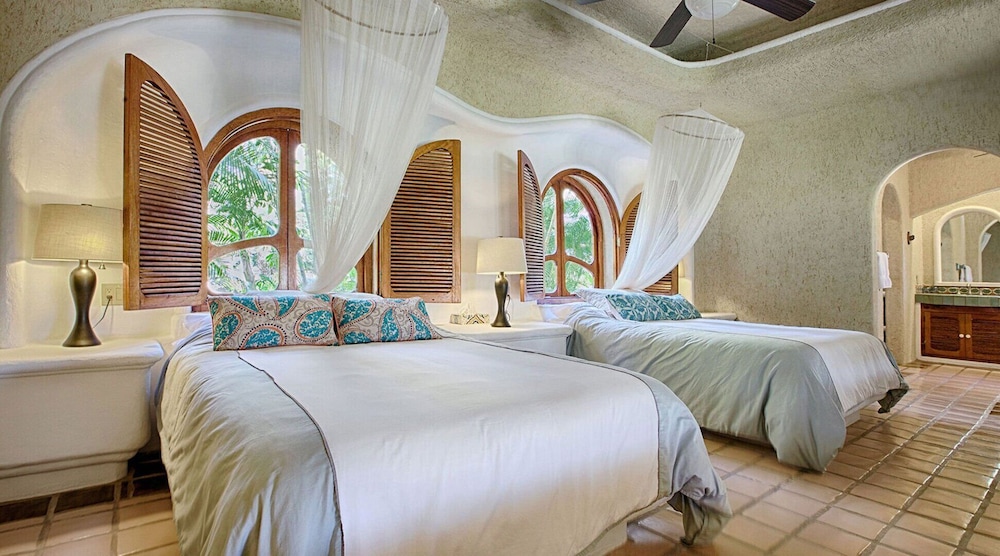 Villa (Multiple Bedrooms)