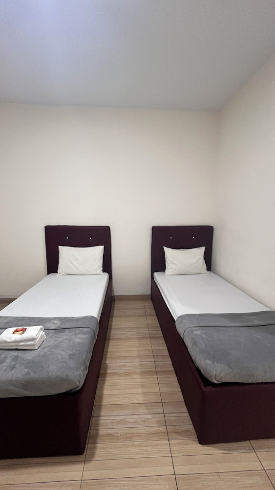 Elite Room