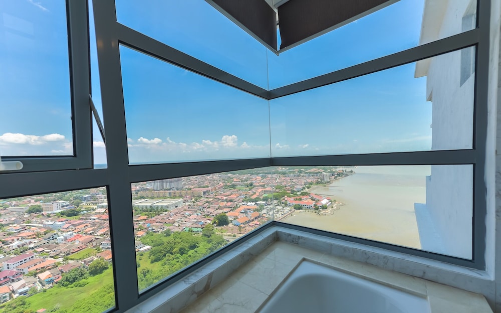 Luxury Apartment, 3 Bedrooms photo 2