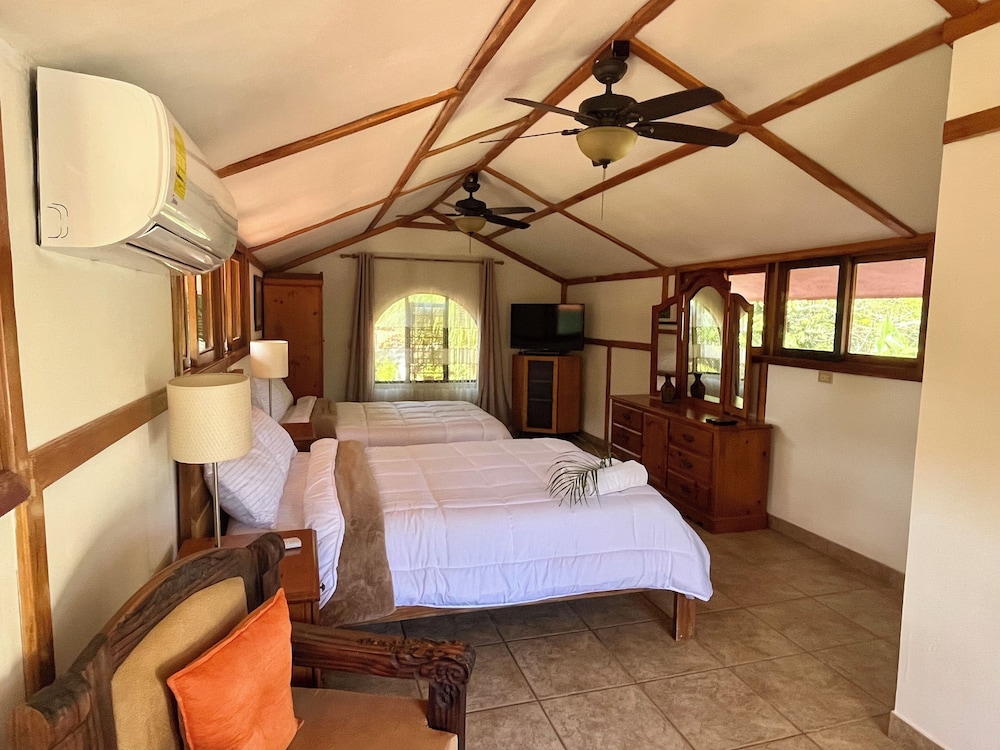 Family Quadruple Room, Balcony, Pool View photo 2