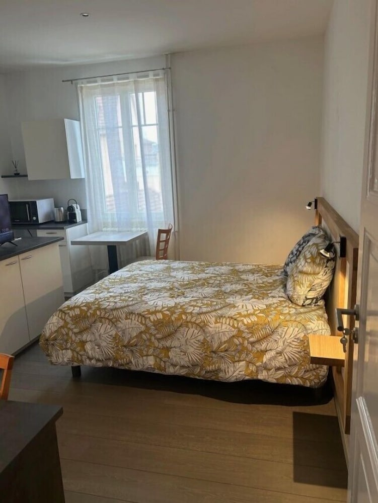 Basic Room
