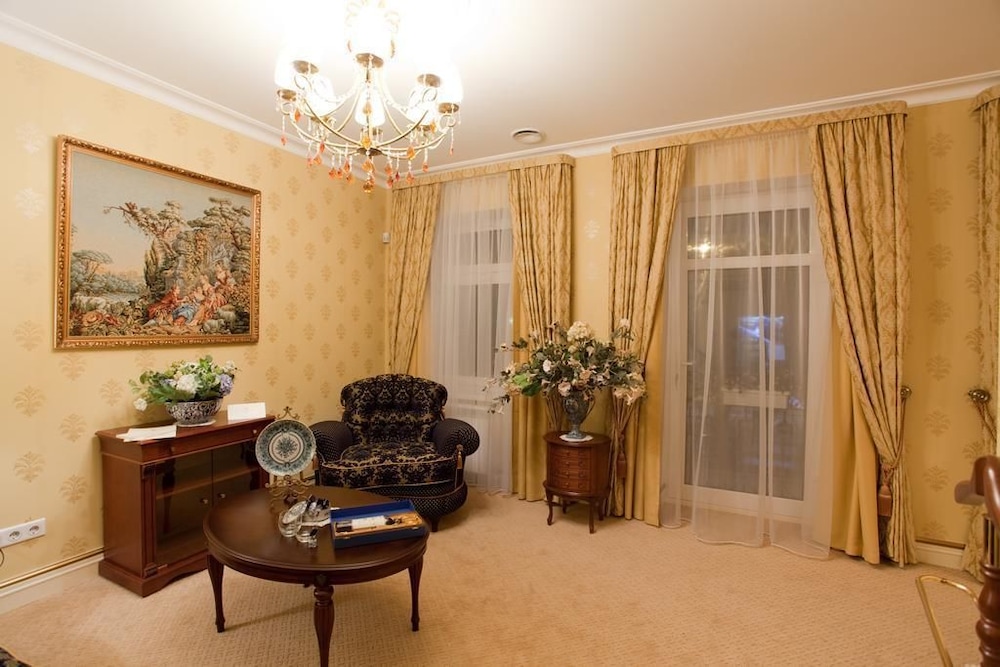 Suite (6) photo 3